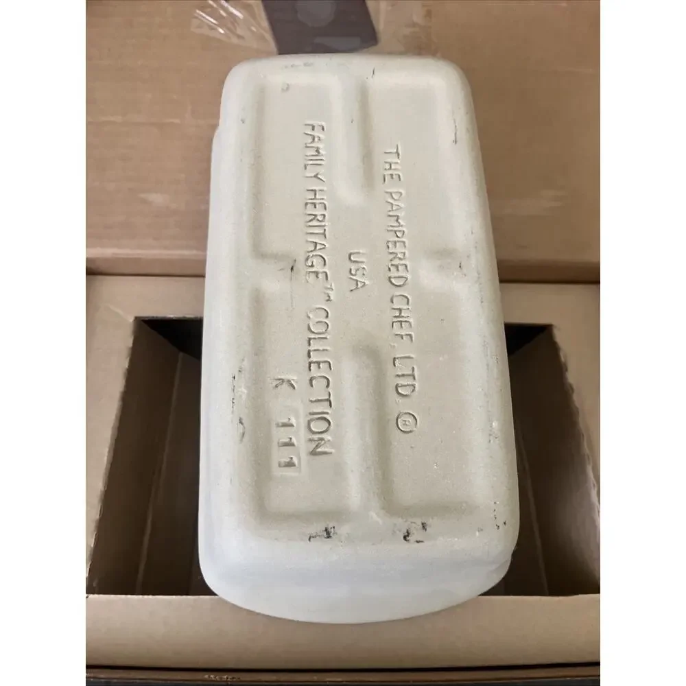 The Pampered Chef Stoneware Mini Loaf Pan Classics Collection 1417 never used